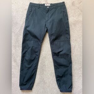 Fjallraven Vardag Trousers Size 33-34” Regular 32” Inseam Dark Navy EUC